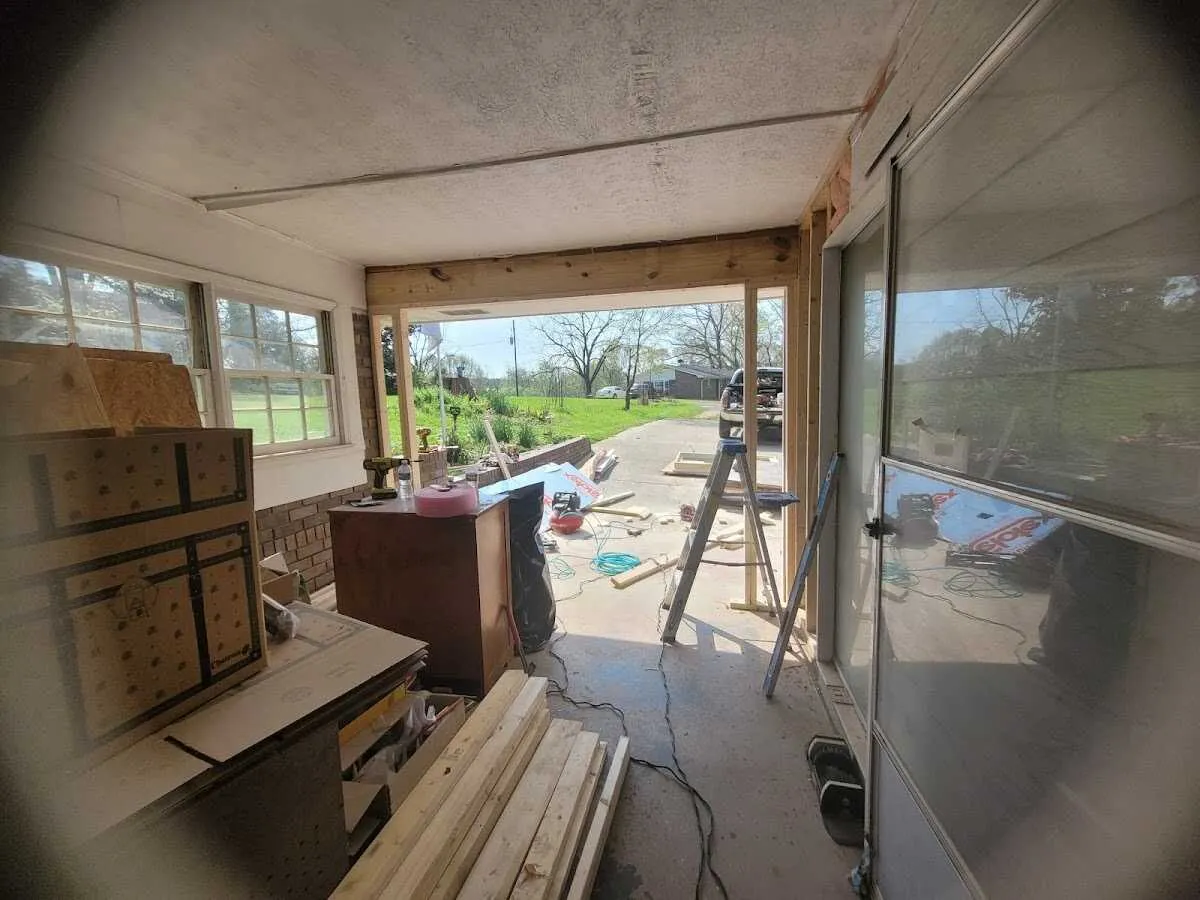 Air movers and dehumidifier for Drying & Dehumidification in Tuckahoe